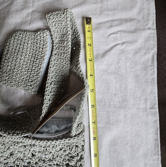 Carlo D'Santi Handmade Crochet Shoulder/Cross Body Bag -Sage Green- NWT. - Picture 6 of 7